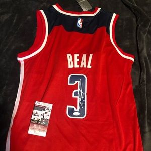 Bradley Beal autographed jersey with COA